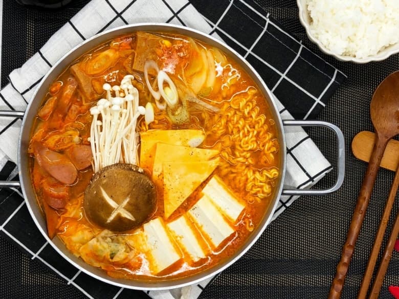 이태원 햄폭탄 부대찌개